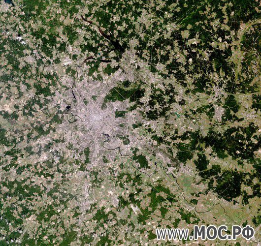 Московская агломерация включает в себя Москву со всеми её пригородами.